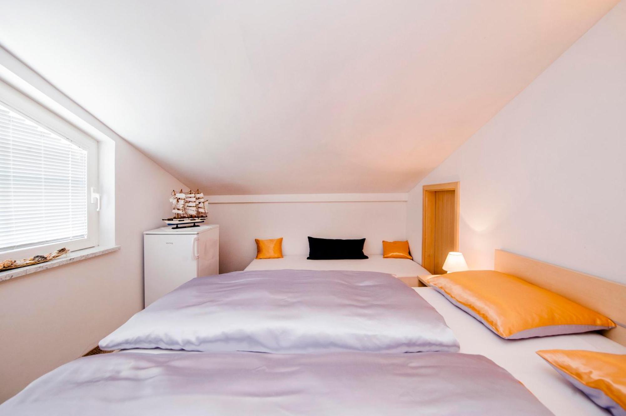 Marko Apartmani Rovinj Buitenkant foto